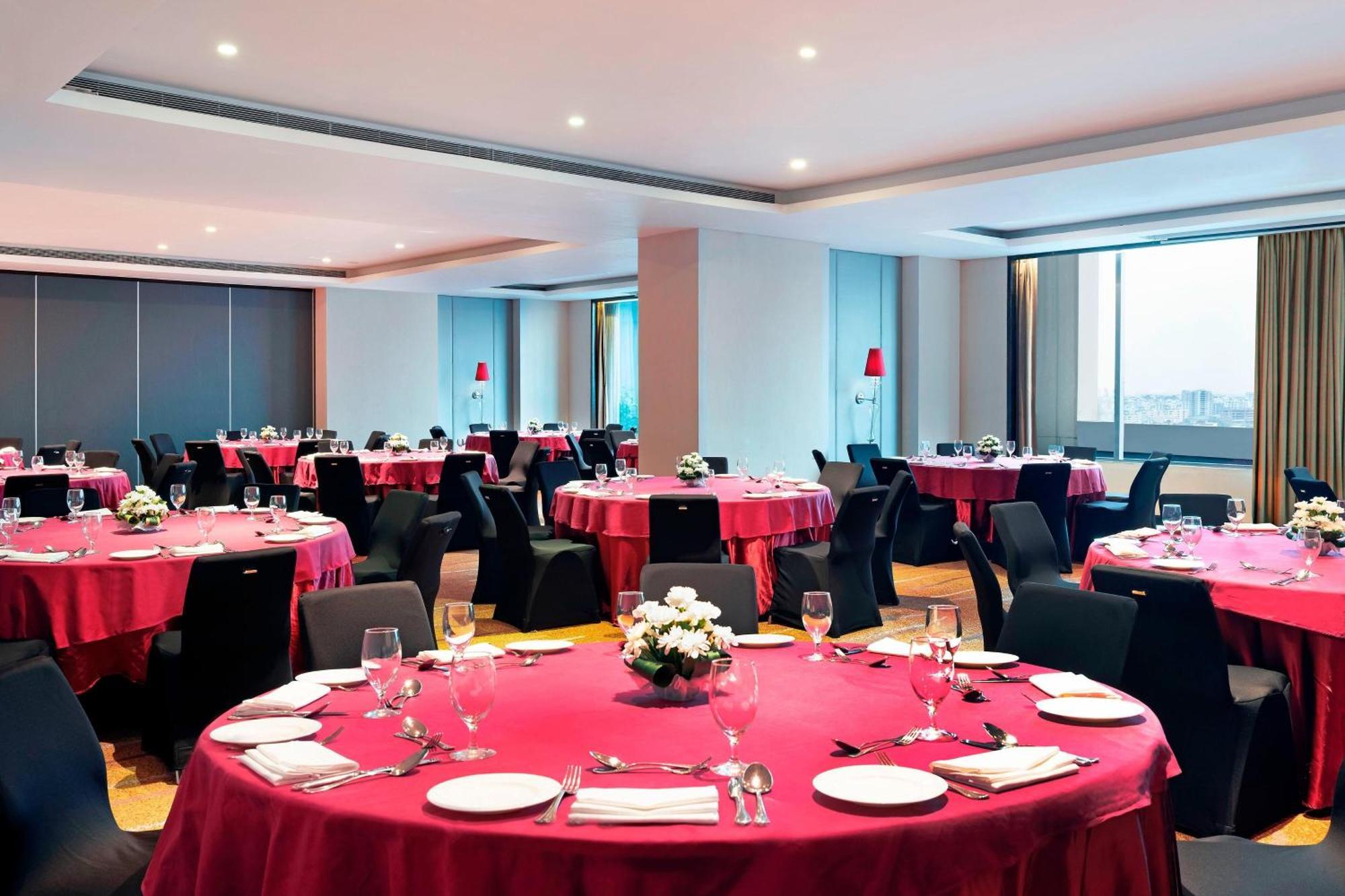 Le Meridien Dhaka Exterior photo